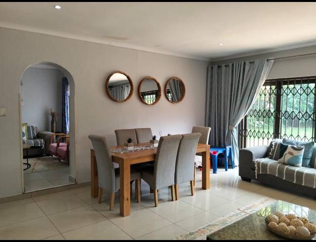 4 BEDROOM HOUSE FOR SALE IN BRACKENHURST